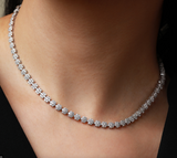 Moissanite Diamond Flower Necklace |   قلادة الماس الموزنايت  - وردة